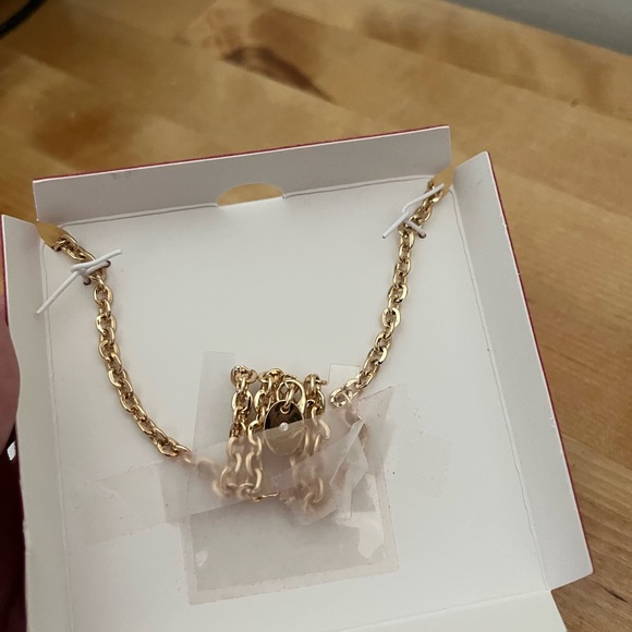 Juicy Couture Gold-tone Crystal Heart Locket Pendant Necklace New in Box - Picture 12 of 13